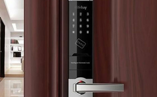 成华24小时上门开锁公司