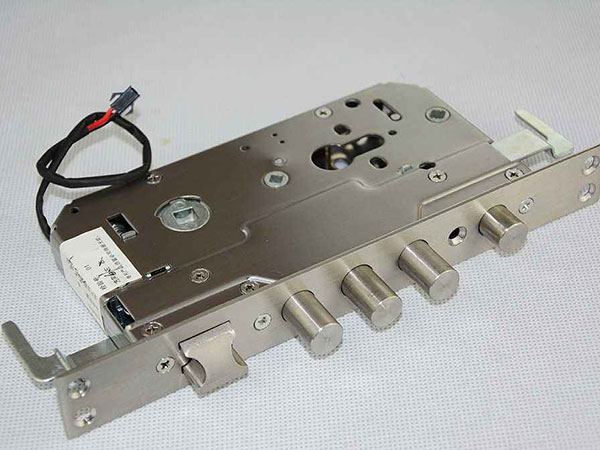 成华24小时上门开锁公司