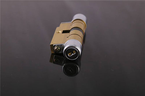 成华24小时上门开锁公司