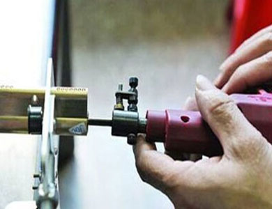 成华24小时上门开锁公司